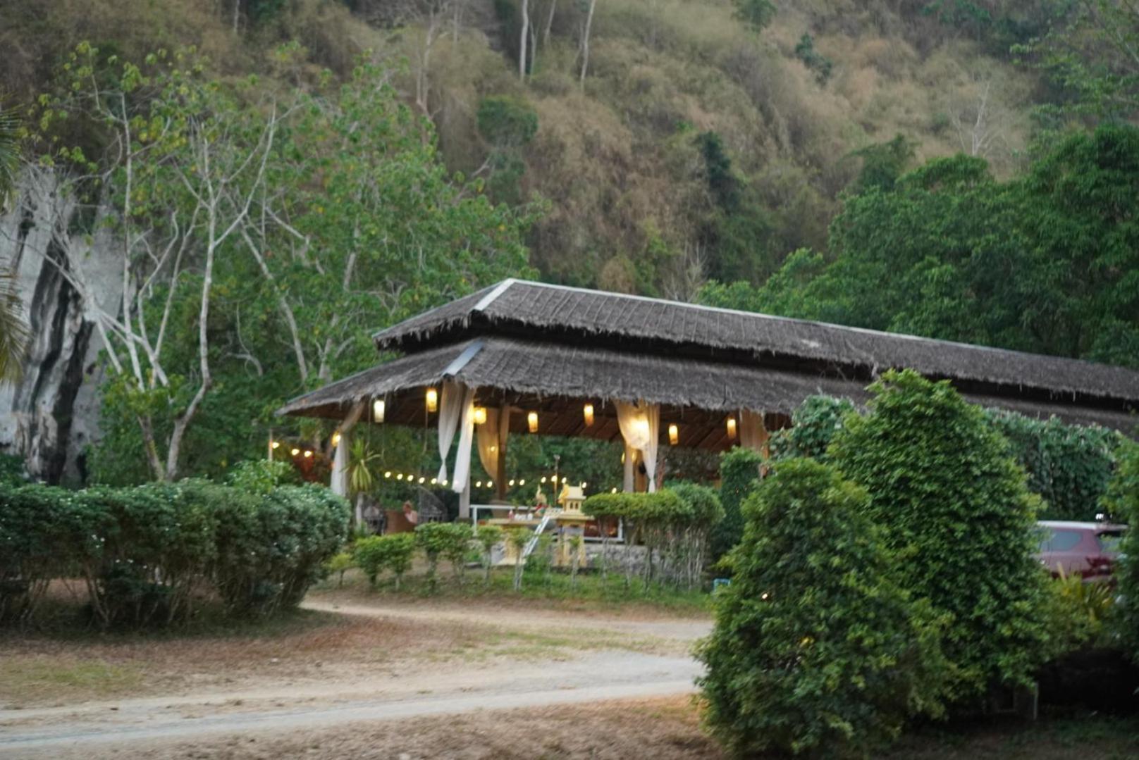Chiewlan Camp And Resort Ban Pha Saeng Lang Luaran gambar