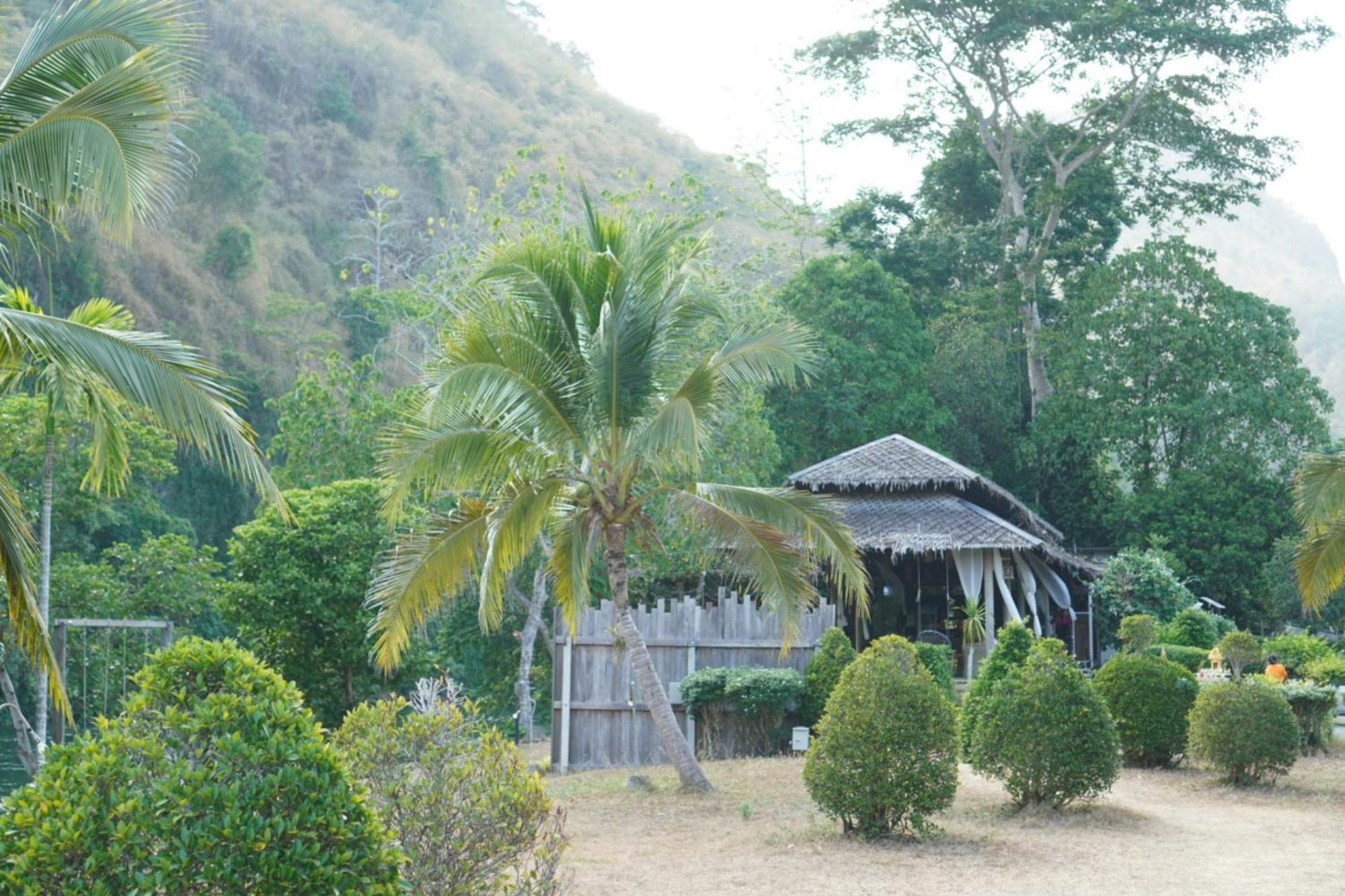 Chiewlan Camp And Resort Ban Pha Saeng Lang Luaran gambar
